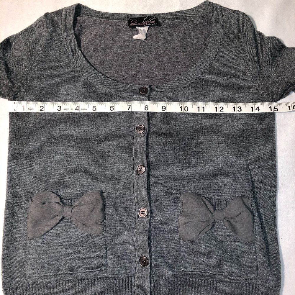 Gray Sweater - Picture 5 of 6